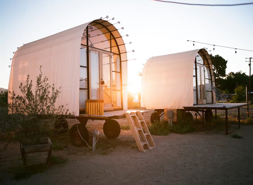 Romantic Southern California Glamping