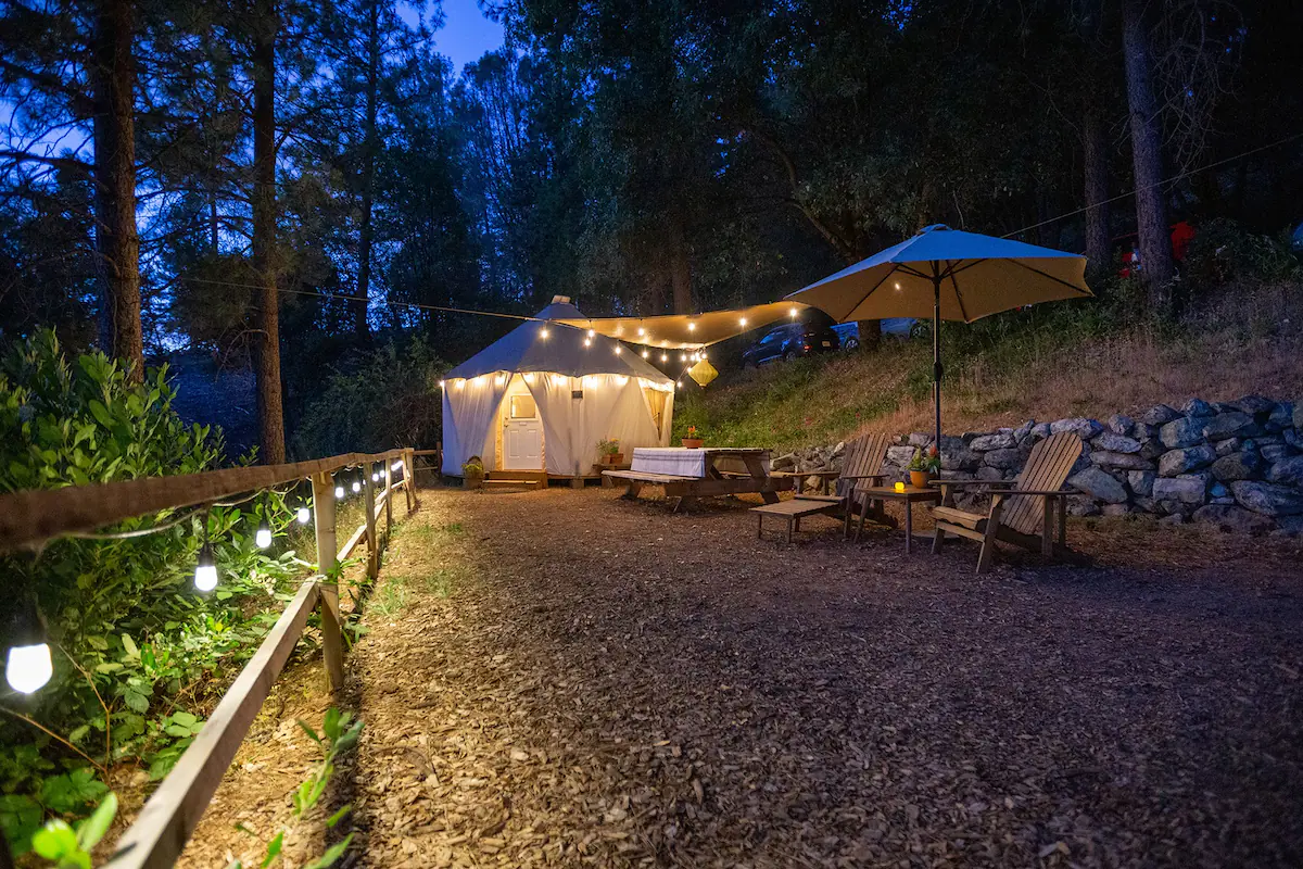 Sunset Yurt Airbnb - GLamping Bay Area