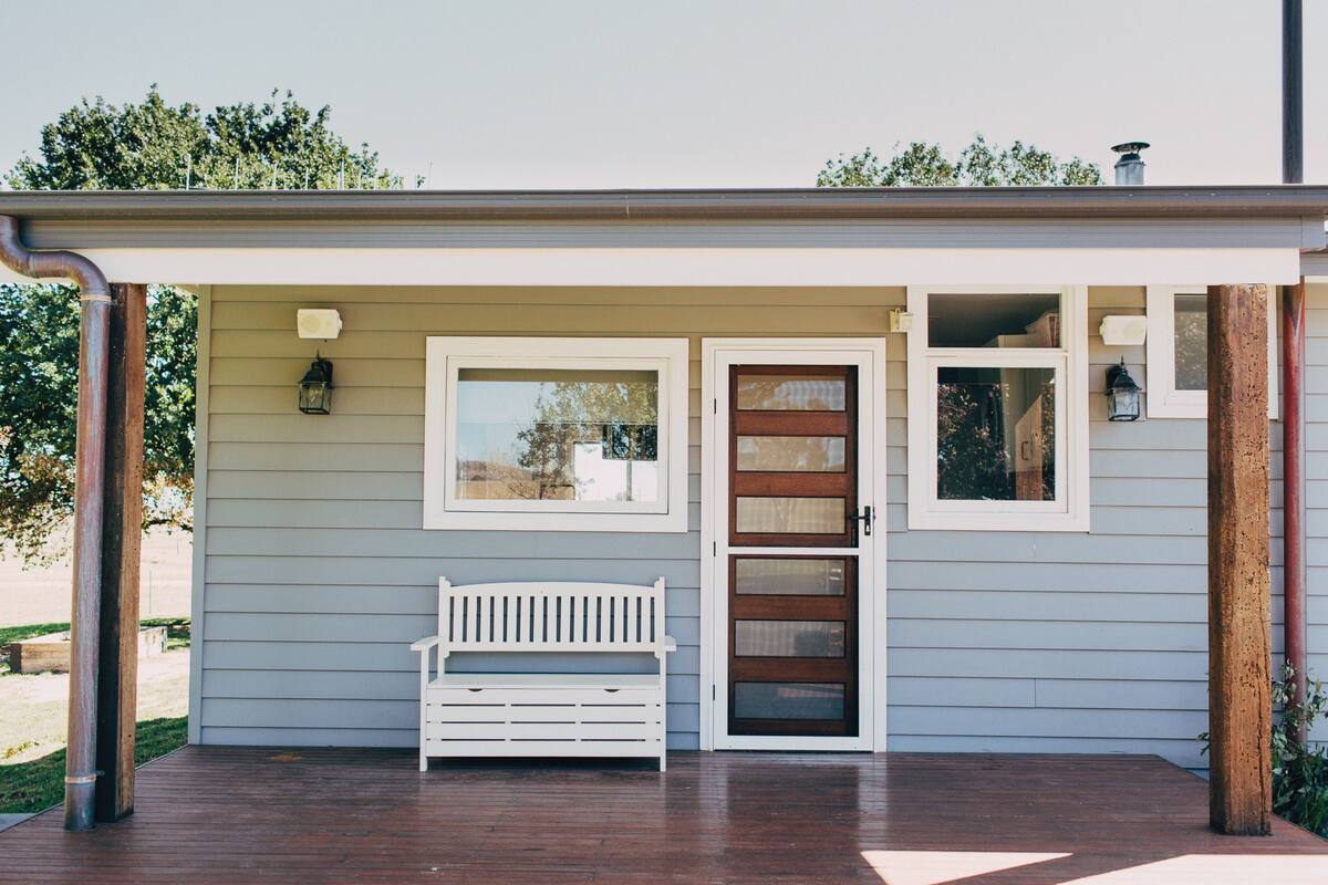 The Cottage at Petrichor Farm - Canberra Airbnb