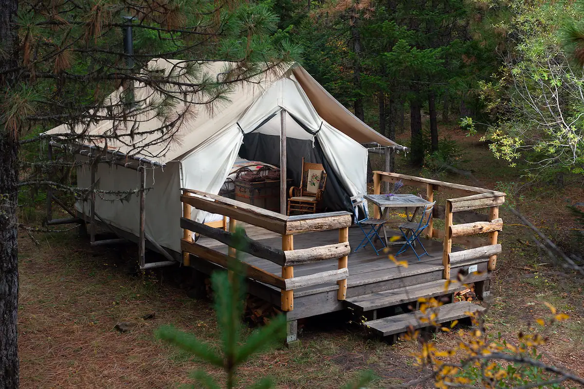 WWR Redwing 4 Person Wall Tent - Glamping in Oregon