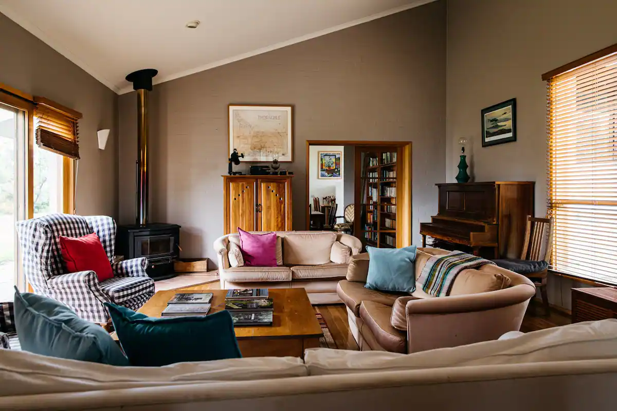 Wattagan Homestead - Airbnb in Canberra