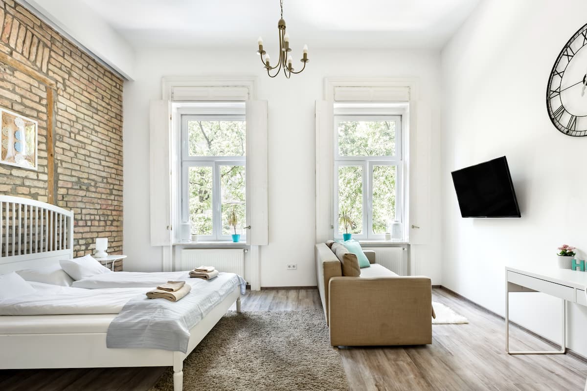 airbnb budapest district 5