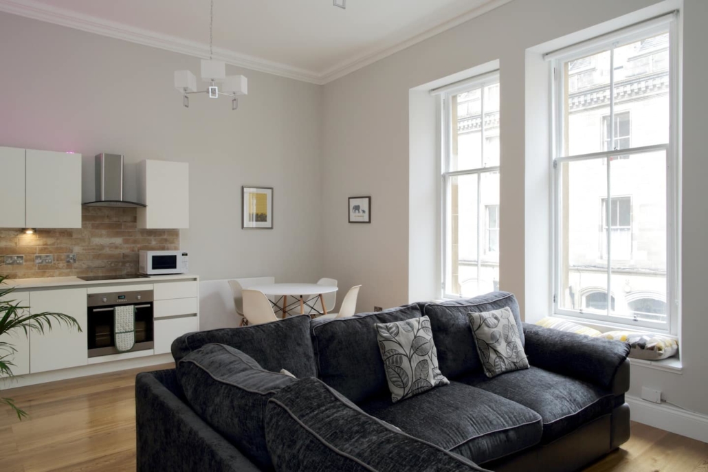 15 Best Airbnbs in Edinburgh, Scotland Top Rentals in 2022