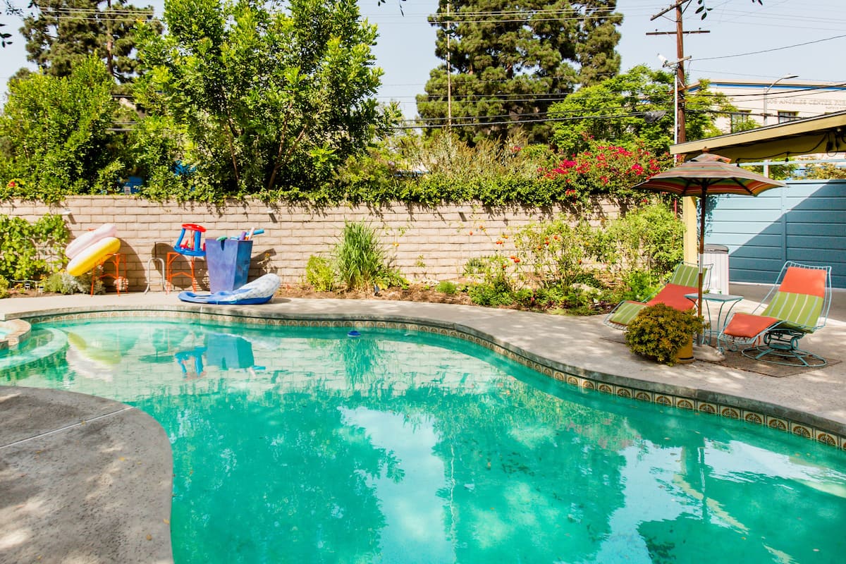 airbnb los angeles with pool