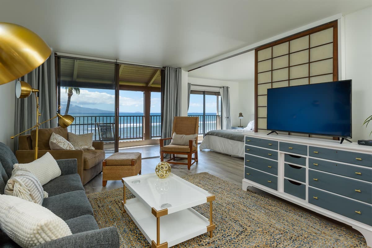 beachfront airbnb hawaii