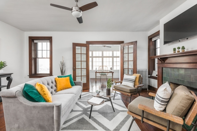 The 19 Coolest & Best Airbnbs in Indianapolis For an Epic "Indy" Getaway