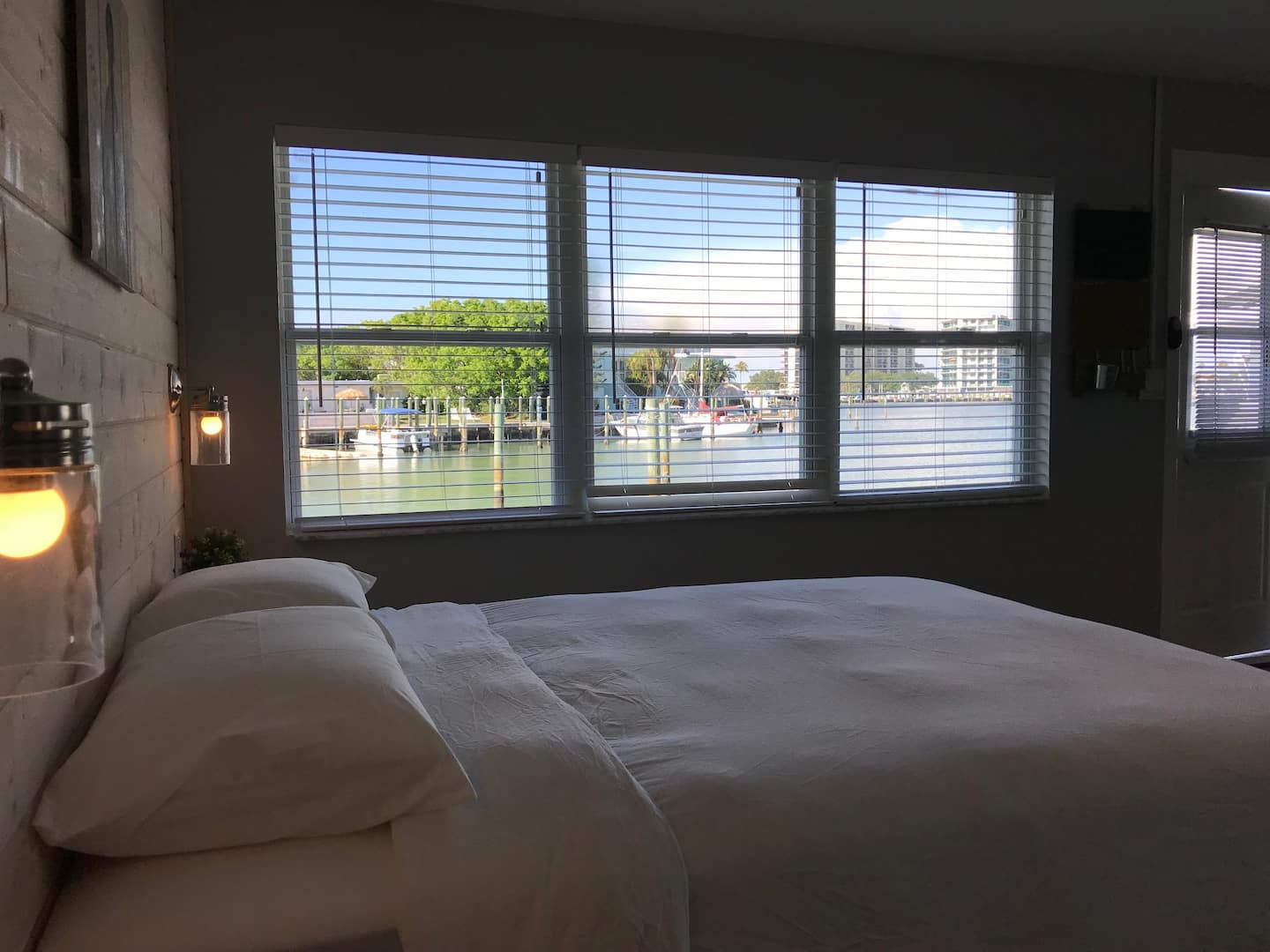Bay Apartment - Airbnb in Clearwater FL