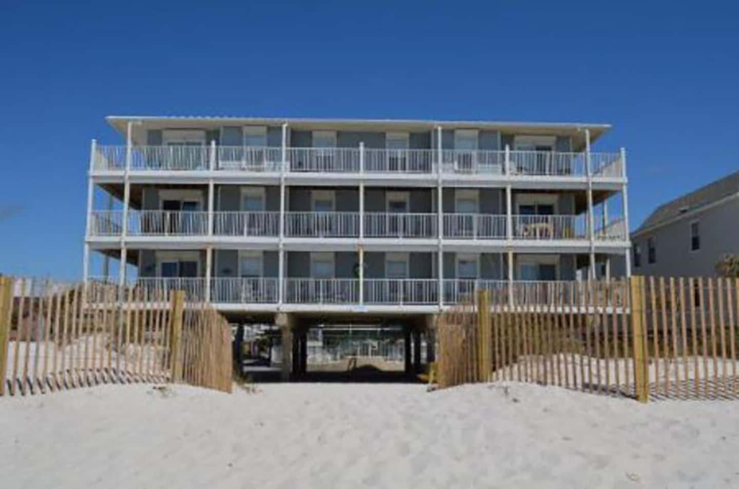 Beachfront Airbnb Gulf Shores