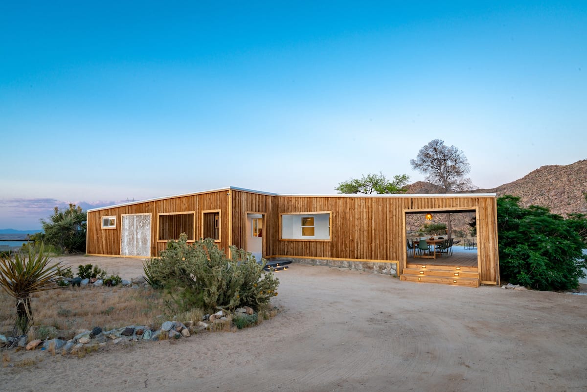 Best Airbnb in Joshua Tree for Large Groups