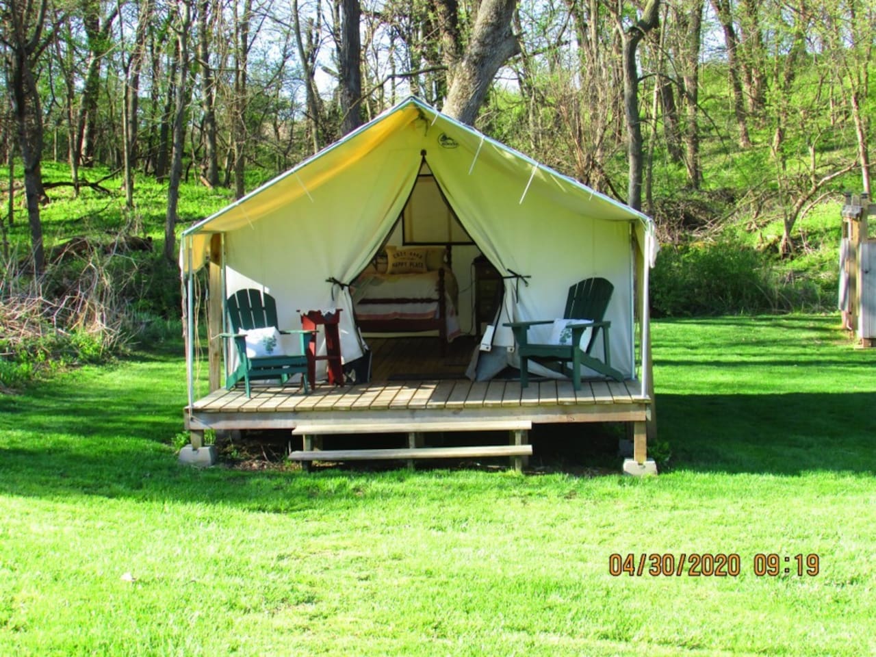 Cozy Oaks Glamping Nebraska