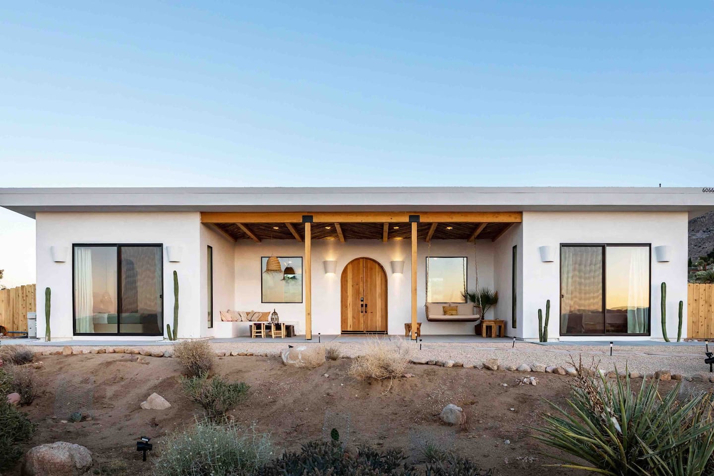 'Desert Wild' Joshua Tree, Pool and Hot Tub