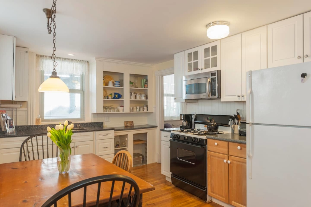 TOP 17 STUNNING Airbnb Salem, MA Rentals & Historic Homes