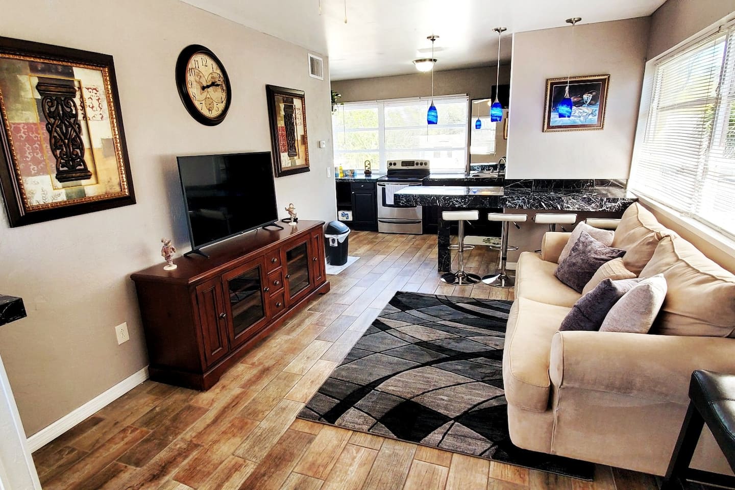 Living Room in Airbnb Clearwater Beach Apartment