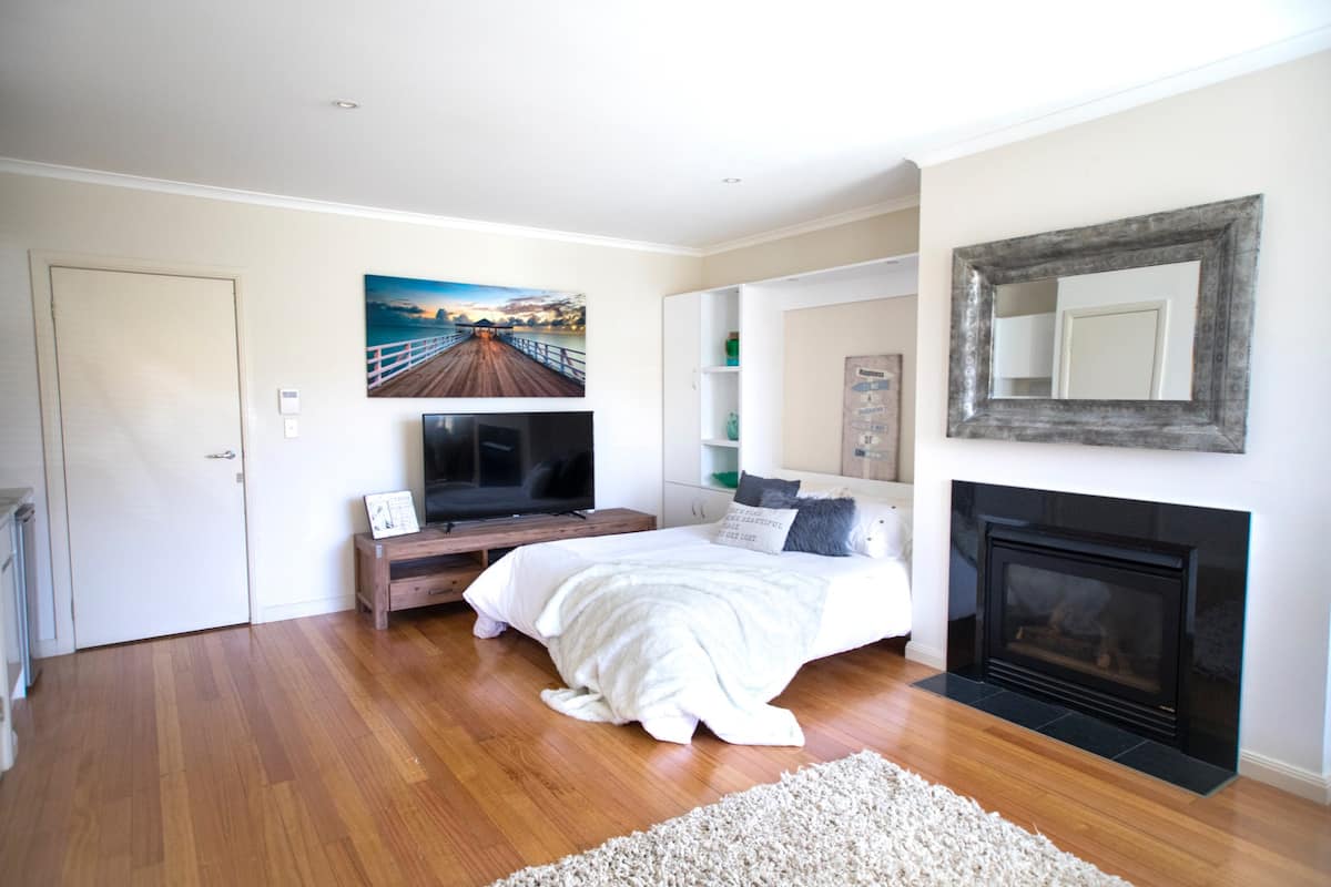 Port Melbourne Beachsider Princes Pier Airbnb