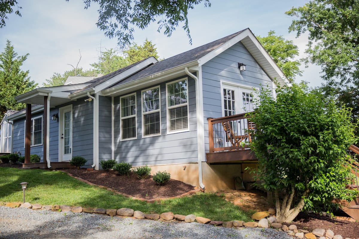 Private Airbnb Charlottesville Cottage near Downtown:UVA