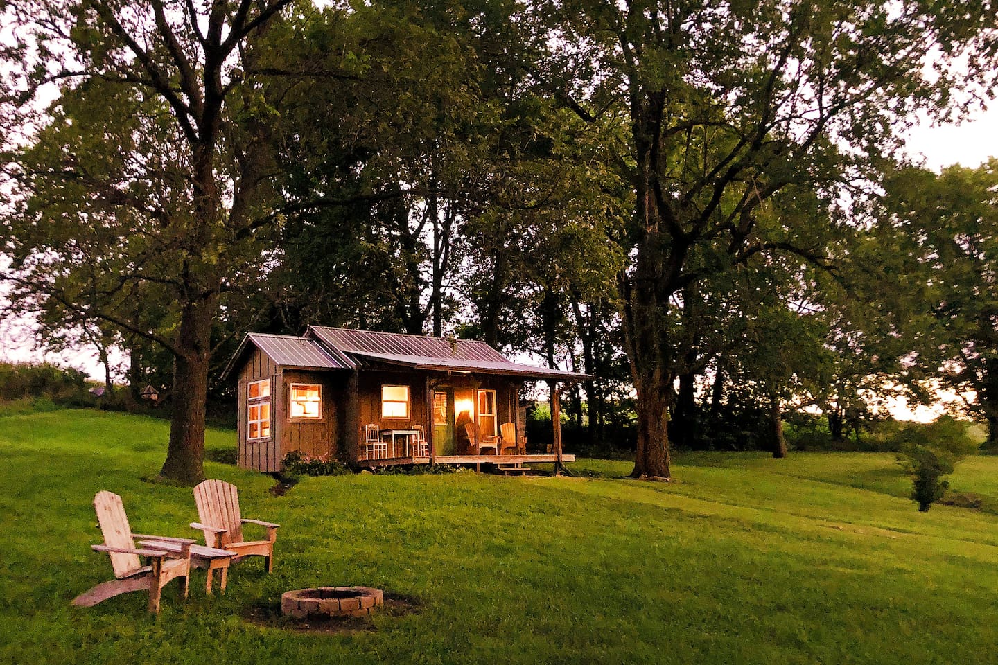 The Cabin at Honey Creek - Nebraska-Glamping