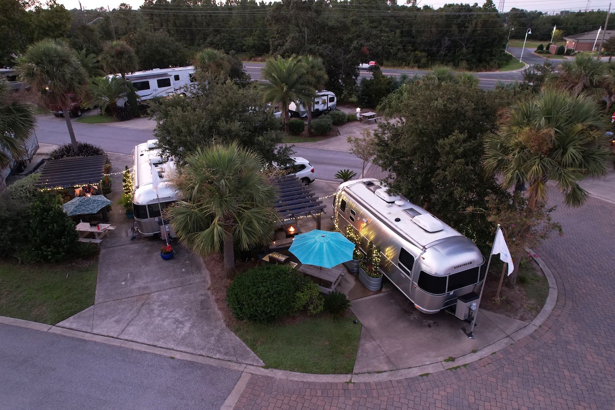 Aluminum Cabana Glamping Airstream