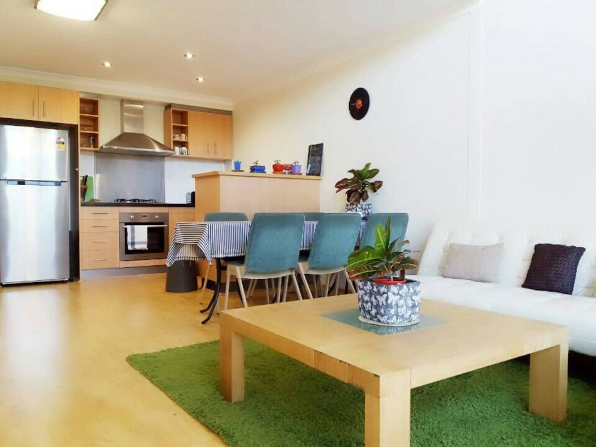 Chic Apartment Airbnb Perth