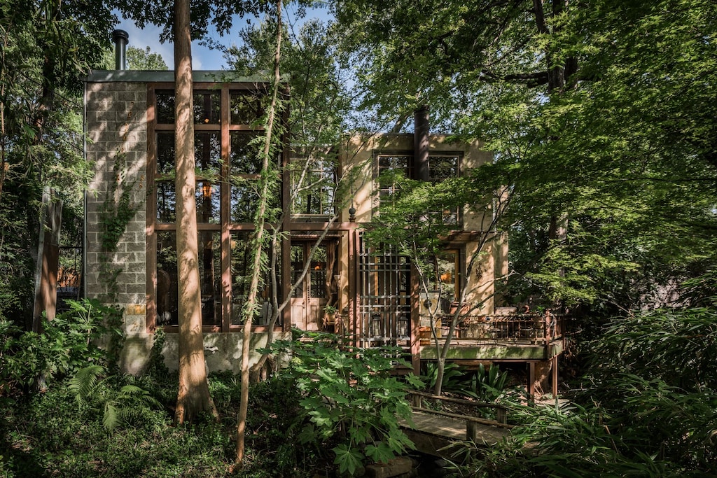 Dallas Treehouse Airbnb