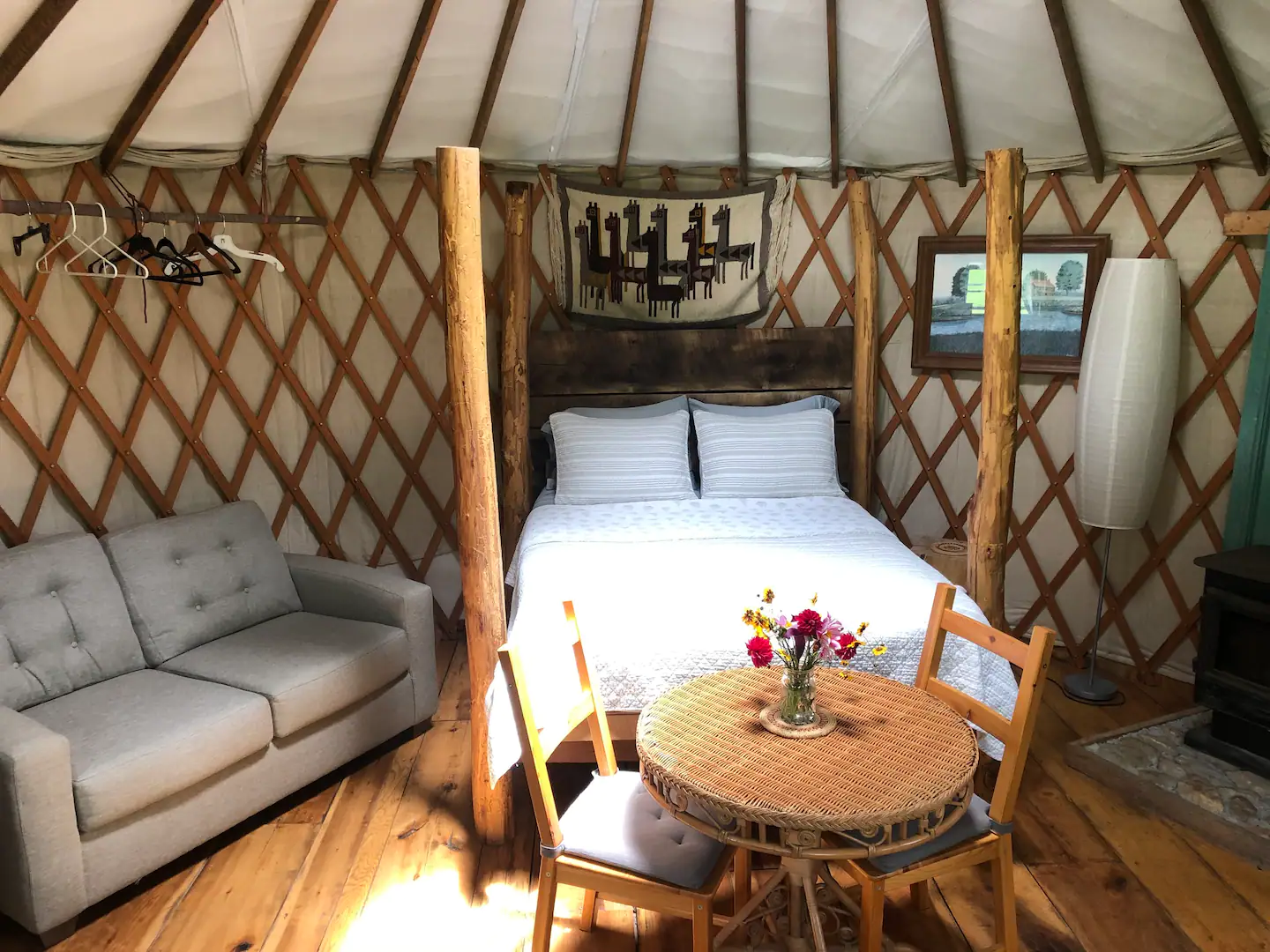 Holmes Farm Yurt Glamping with Hot Tub