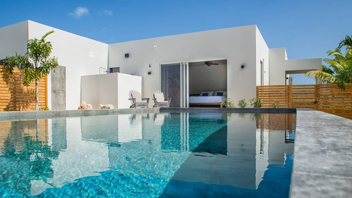 Modern Caribbean Turks and Caicos Villa with Pool