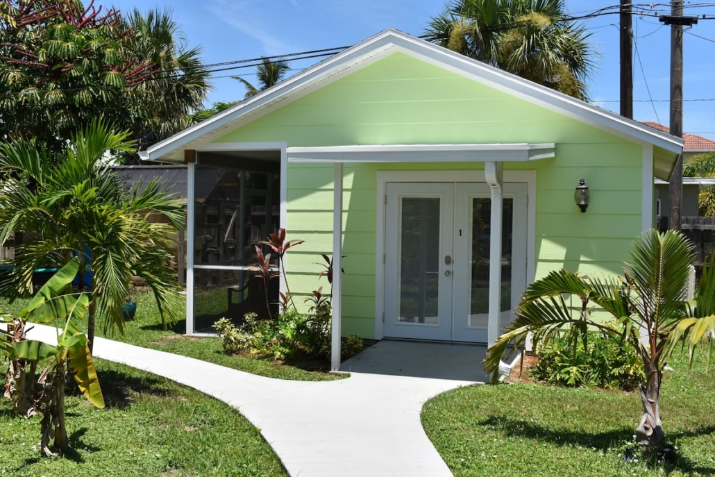 15 Best Airbnbs in Cocoa Beach, Florida (2022 Edition)