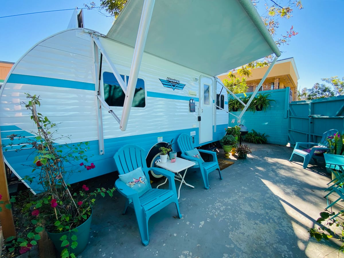 Retro RV Glamping in San Diego