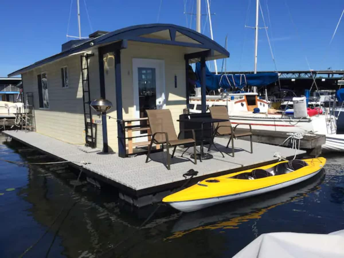 Sleepless in Seattle Houseboat