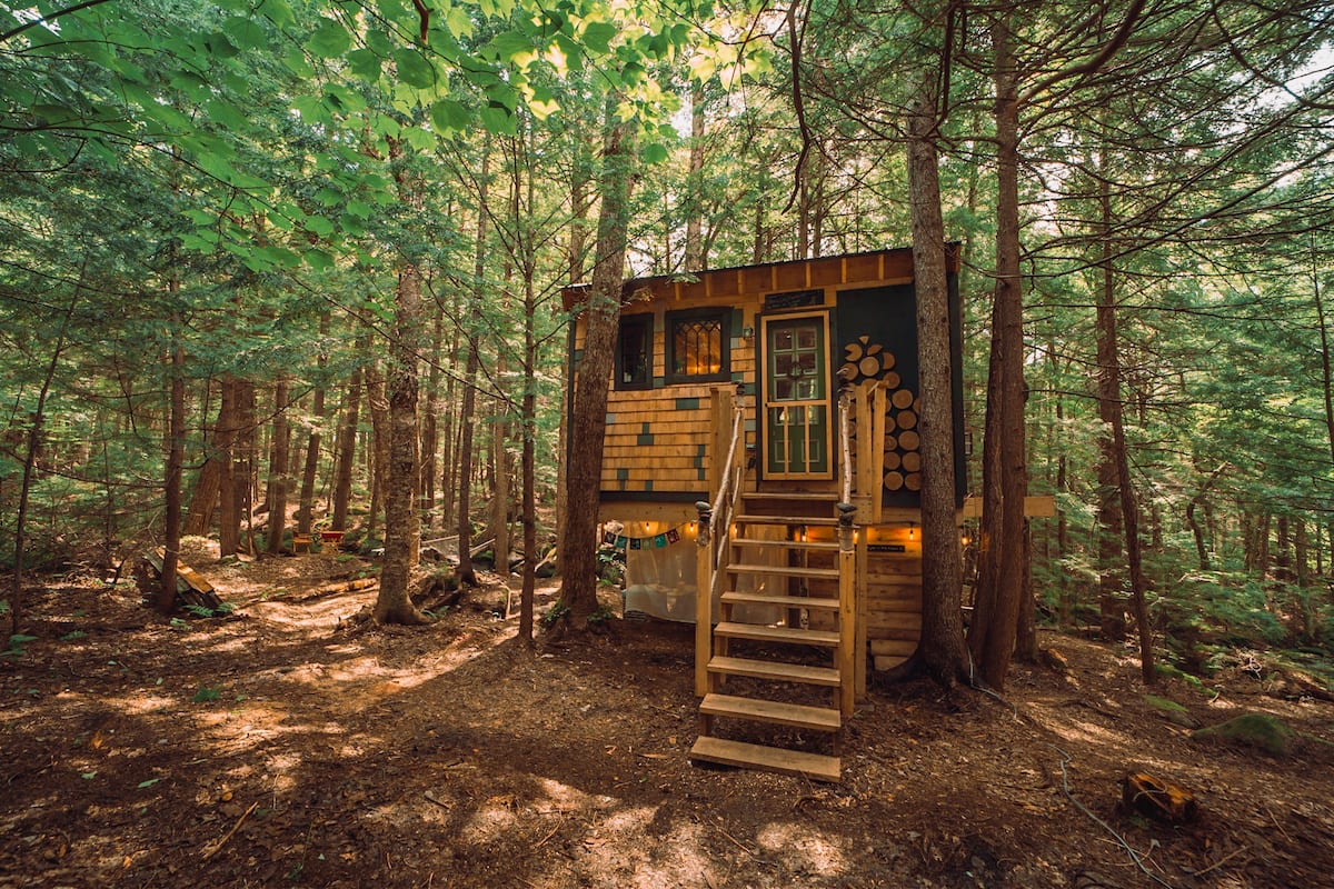 Tree House Cabin Glamping New England