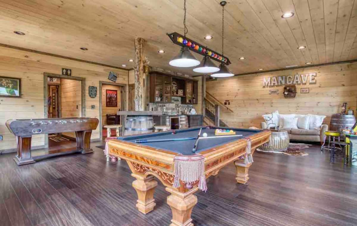 best airbnb in smoky mountains - man cave