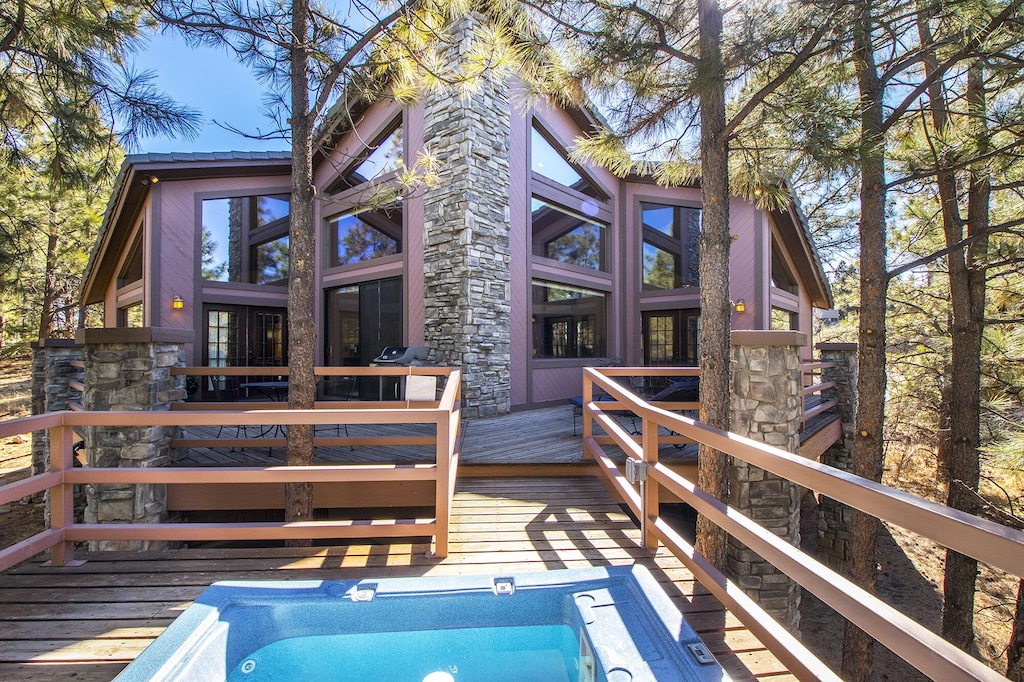 flagstaff arizona timberloft luxury vacation rental groups families