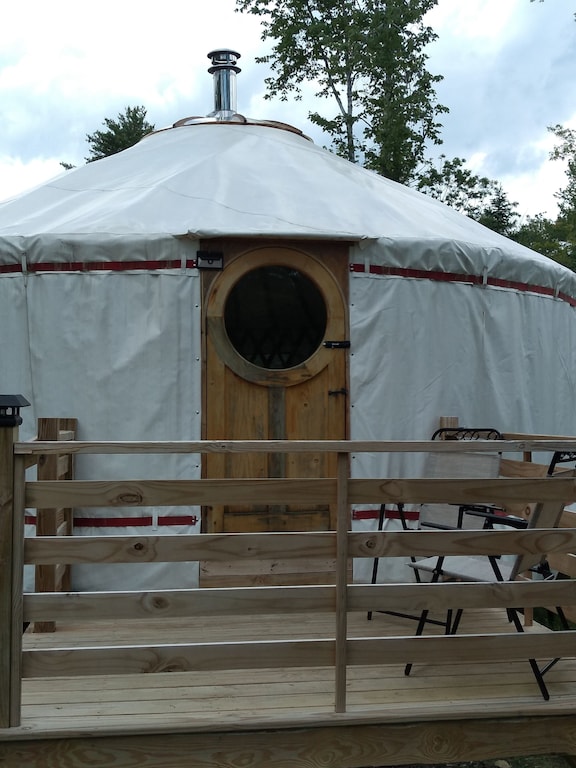 maine wild acres yurt 800 acre preserve