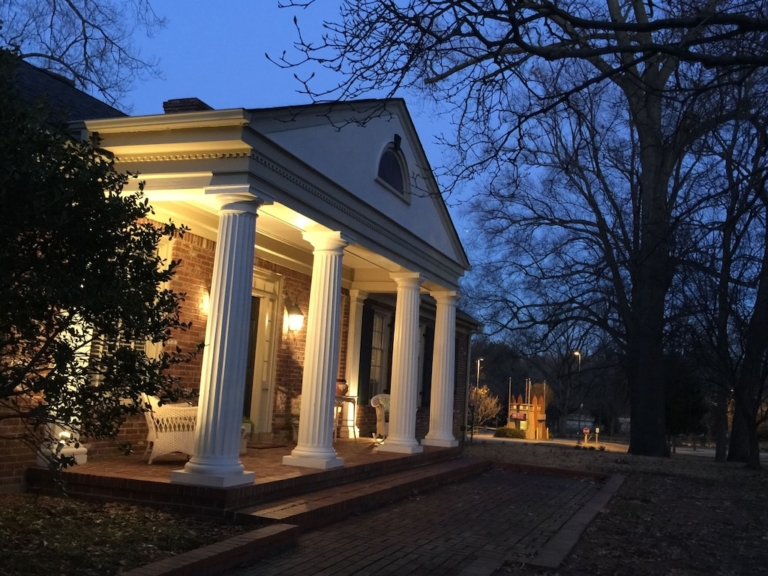 The 19 BEST Airbnb Memphis Rentals For a Tennessee Getaway