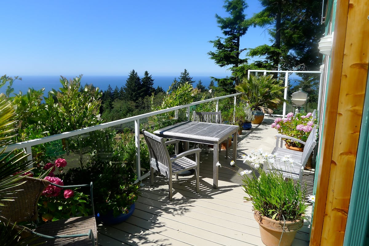 oregon coast airbnb ocean view retreat