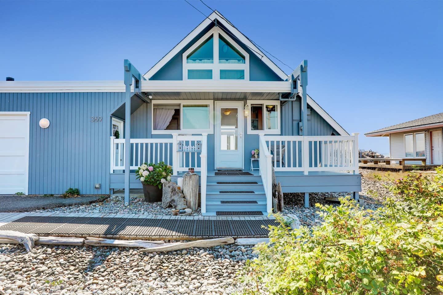 Airbnb Whidbey Island Beachfront Cottage WATERFRONT