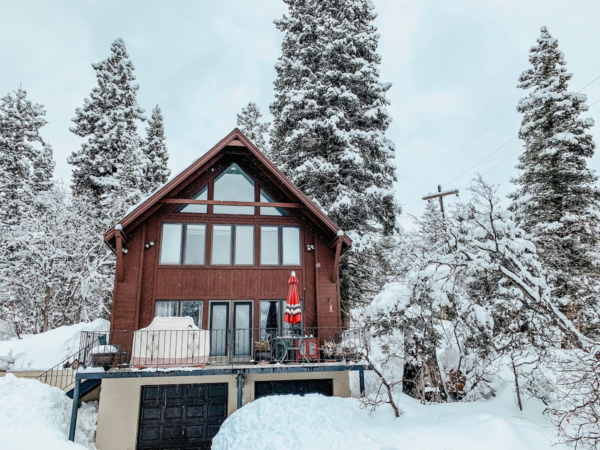 Best Airbnb Utah Cabin Winter