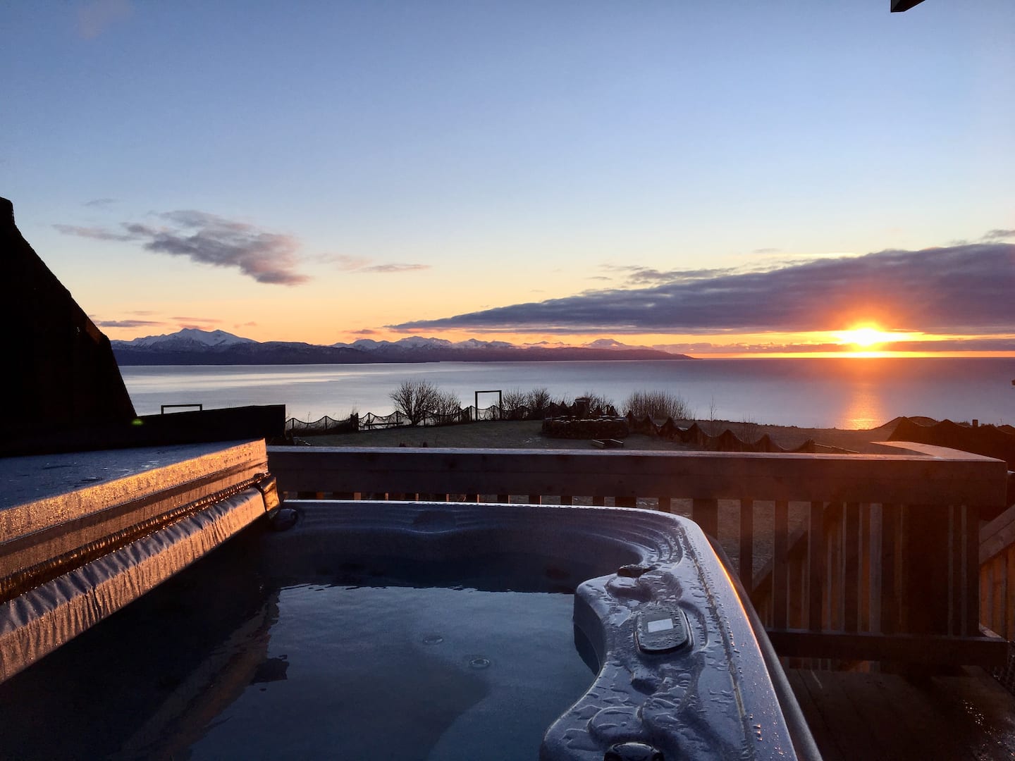 Best Alaska Airbnb with Jacuzzi