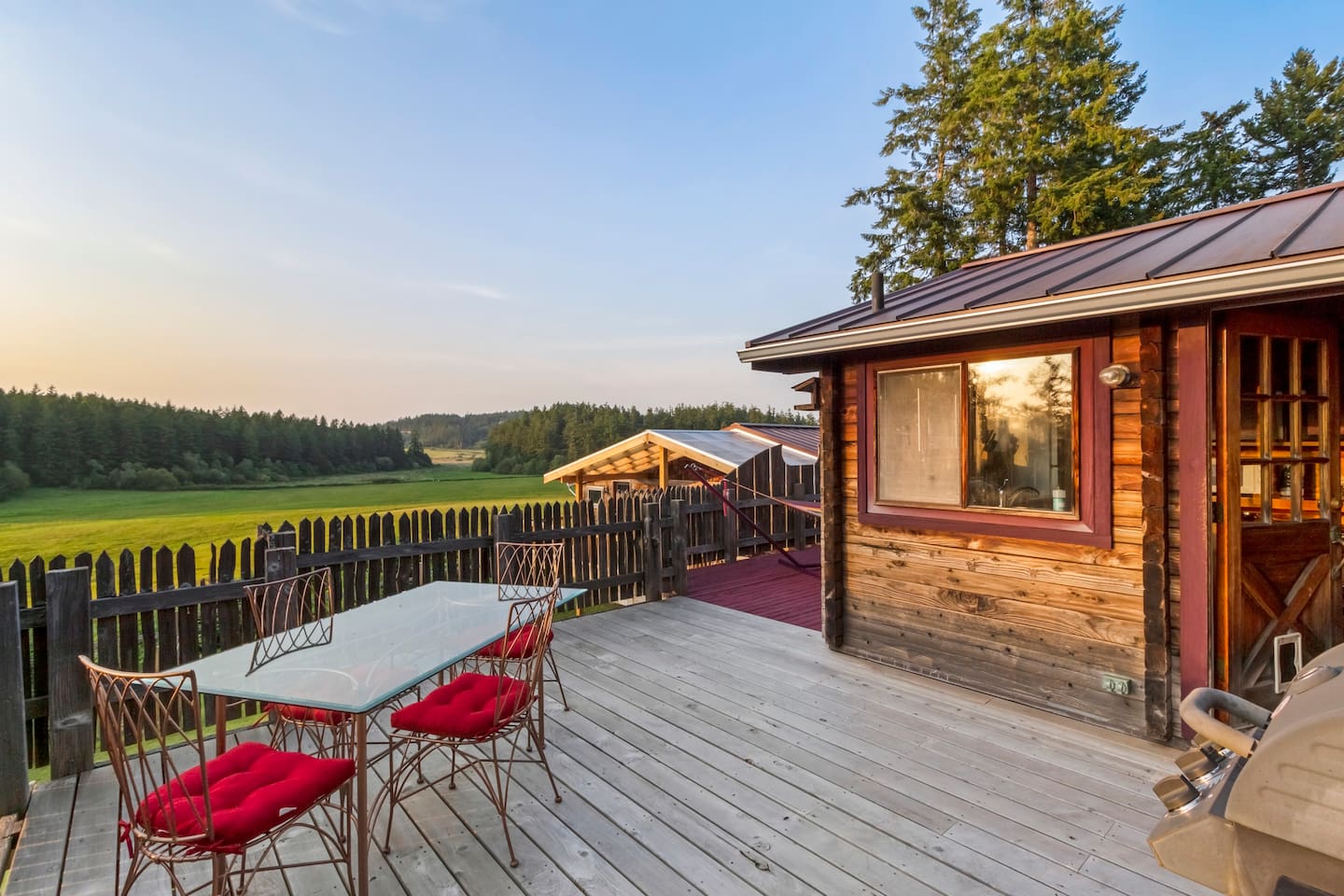 Cabin at Juniper Lane - Airbnb San Juan Islands Washington