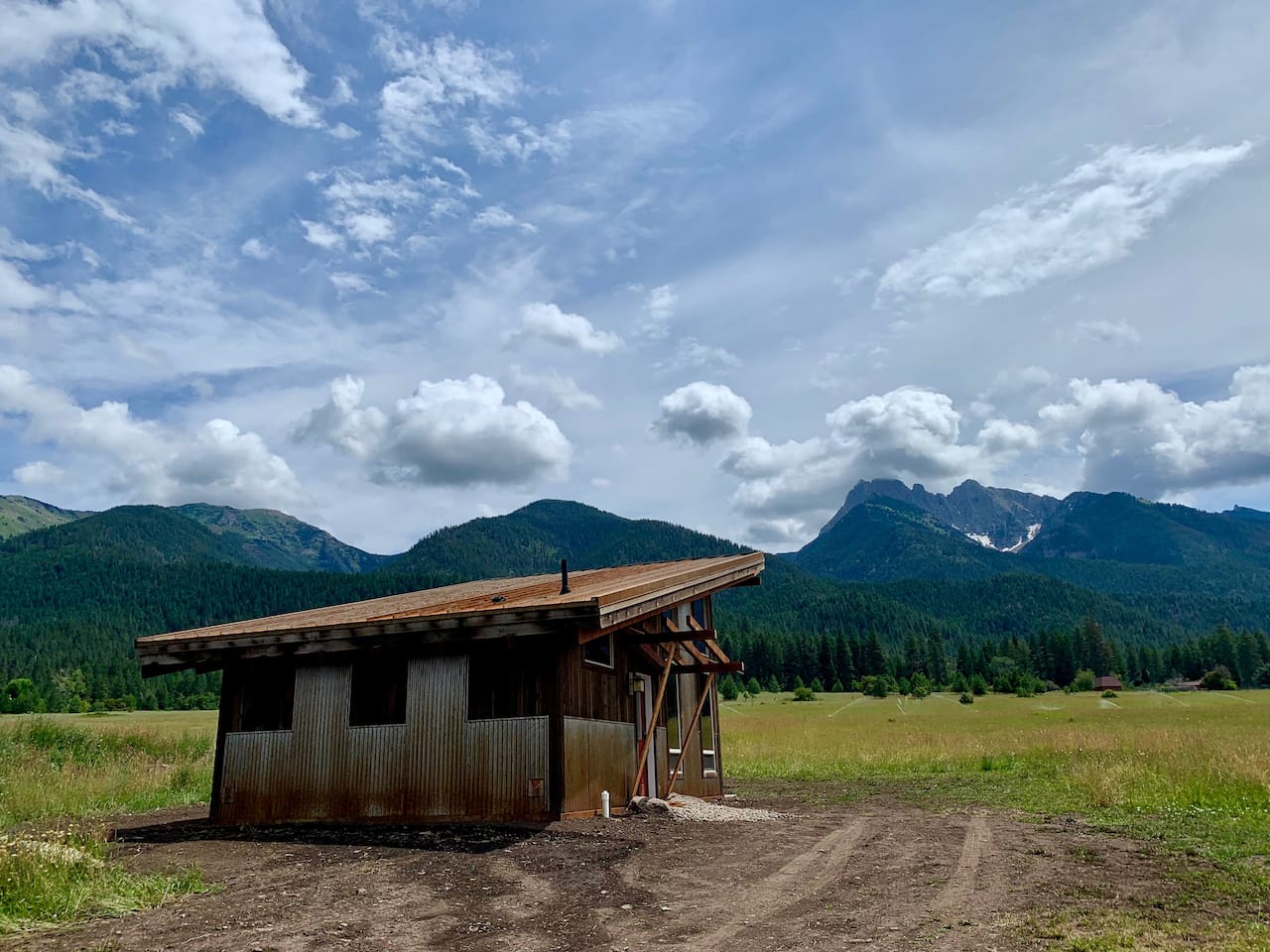 Calowahcan Cabin Montana Airbnb