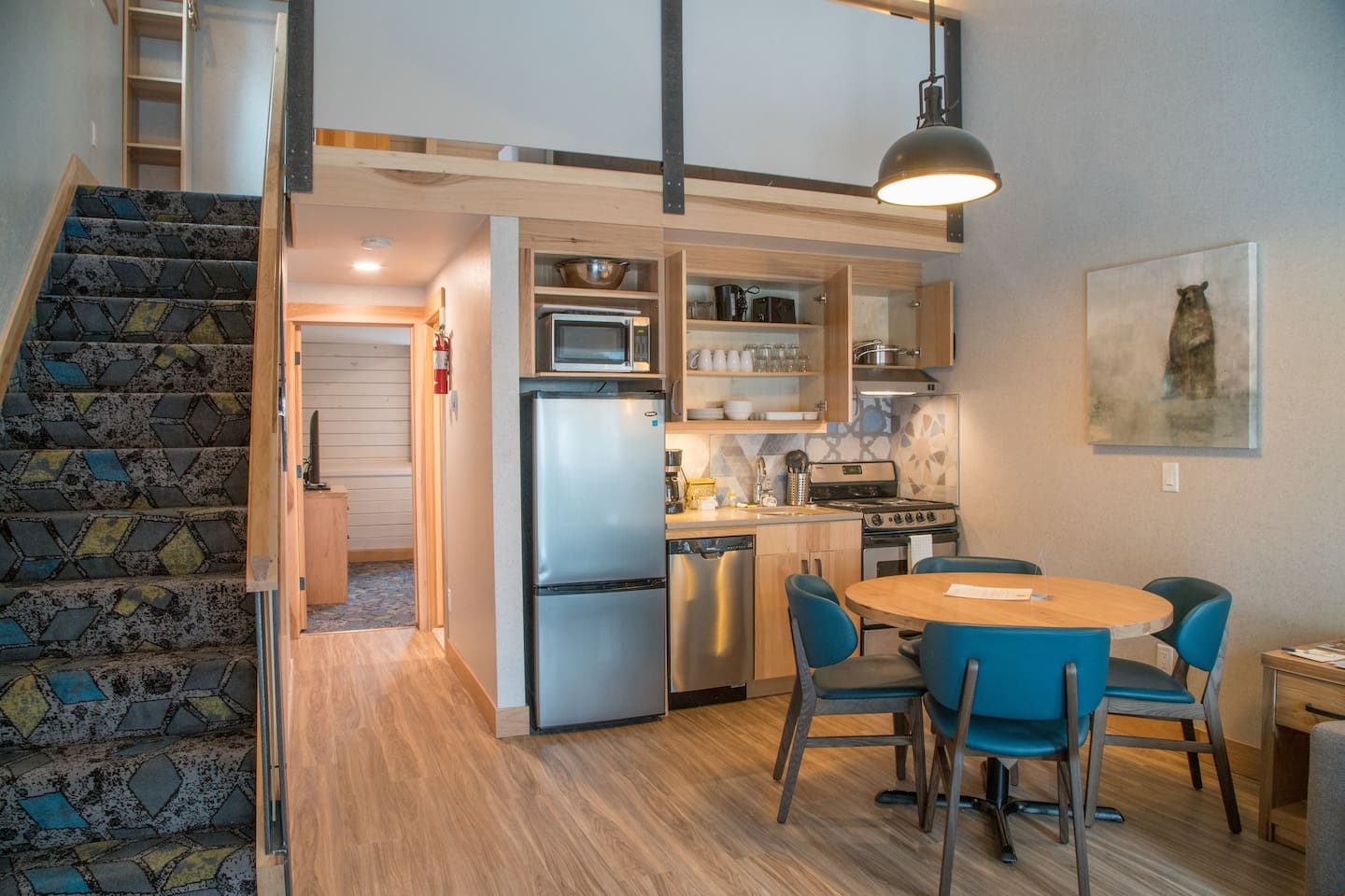 Deluxe Condo Airbnb Banff