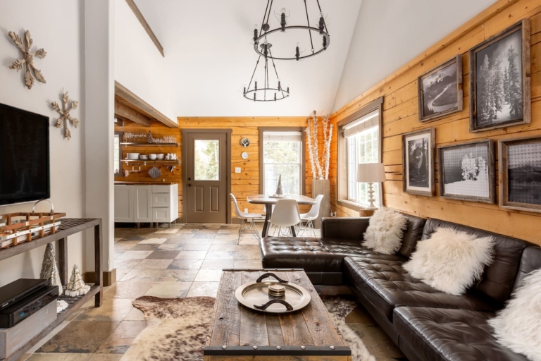 14 Best Airbnbs in Breckenridge, CO (Cool Cabins with Hot Tubs)