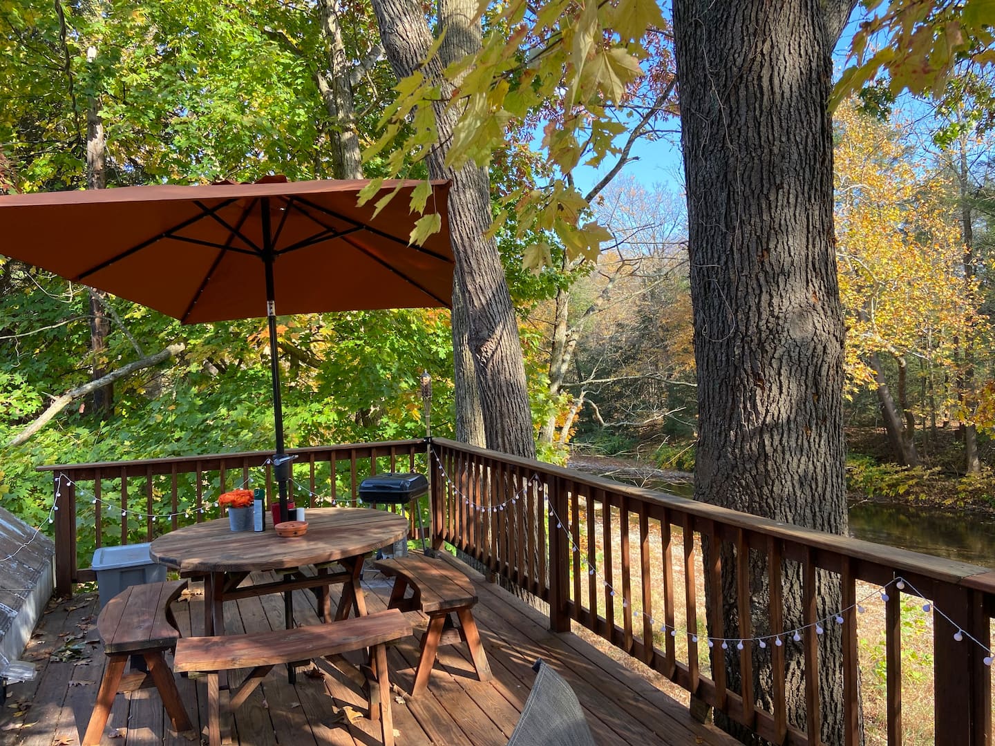 Glamping in PA Treehouse