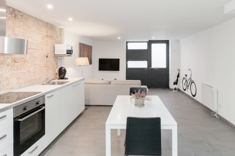 15 Best Airbnbs in Barcelona, Spain (2021 Edition) Airbnb Barcelona