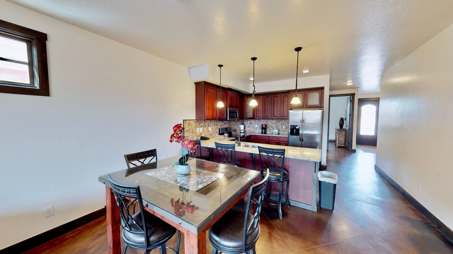 Roca Roja —  New 2 Bed 2 Bath Condo in Moab