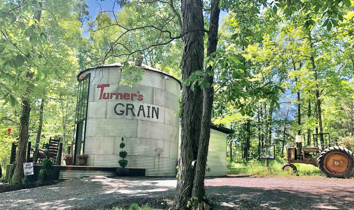 Silo Airbnb Tennessee Glamping