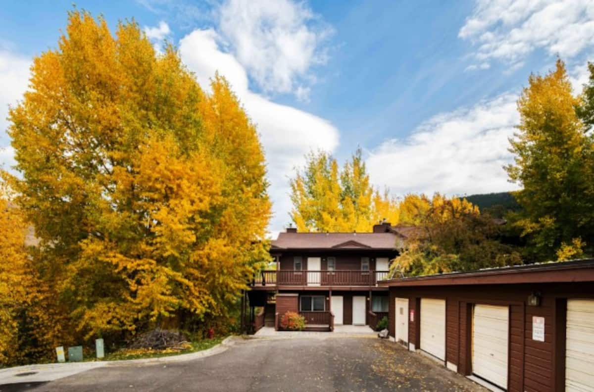 Slope Side Condo at Snow King in Jackson Hole Airbnb