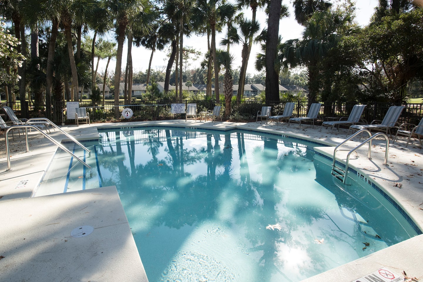 Airbnb in South Carolina with Pool