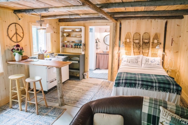 15 Best Airbnbs in Vermont (Cabins, Cottages & Unique Stays)