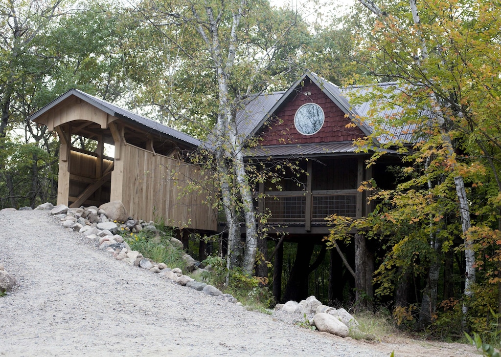 Minnesota Treehouse