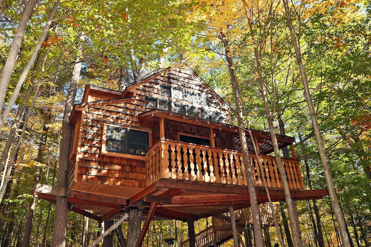 airbnb new hampshire treehouse